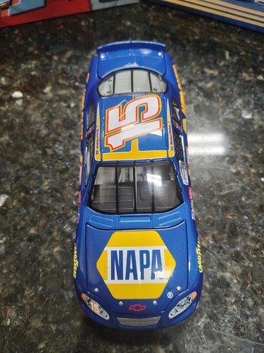 2003 Action 1:24 Scale Michael Waltrip #15 DEI NAPA Race Car Limited Edition - Picture 4 of 14