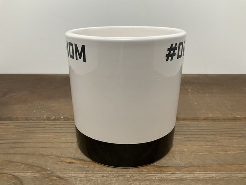 HUNDEMAMA Tasse Tierbesitzer Geschenk Hundehütte #DogMom Keramik weiß & schwarz 16oz - Bild 4 von 20