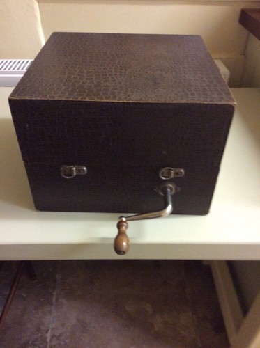 Gramophone Wind Up CHRYSOVOX Made In England. - Picture 8 of 12