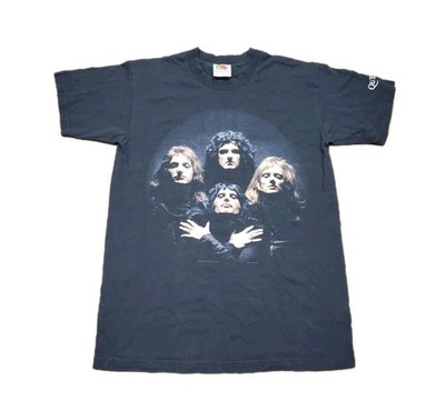 Vtg. Queen 2003 Black Queen Productions Band T-Shirt Size Small Fruit The Loom
