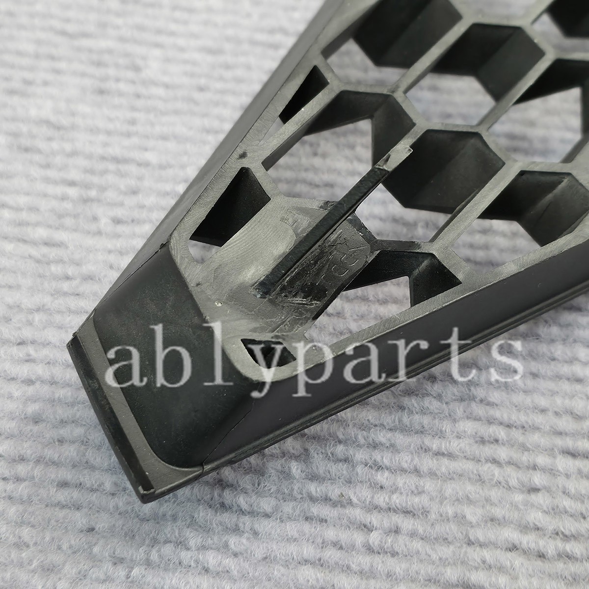 Lamborghini Huracan 2015-2019 Front Right Insert P/N 4T0807682A