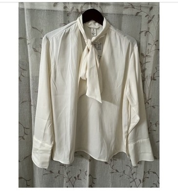 H&M Blouse Tuesday Long Sleeve Top Size Medium
