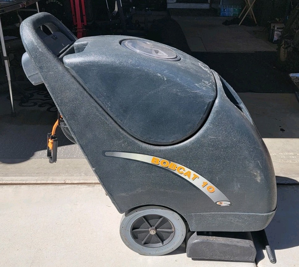 Triple S Bobcat 10 Commercial Floor Scrubber / Extractor – Fully Serviced