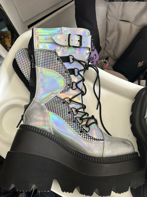 DEMONIA SHAKER-70 Womens 4.5