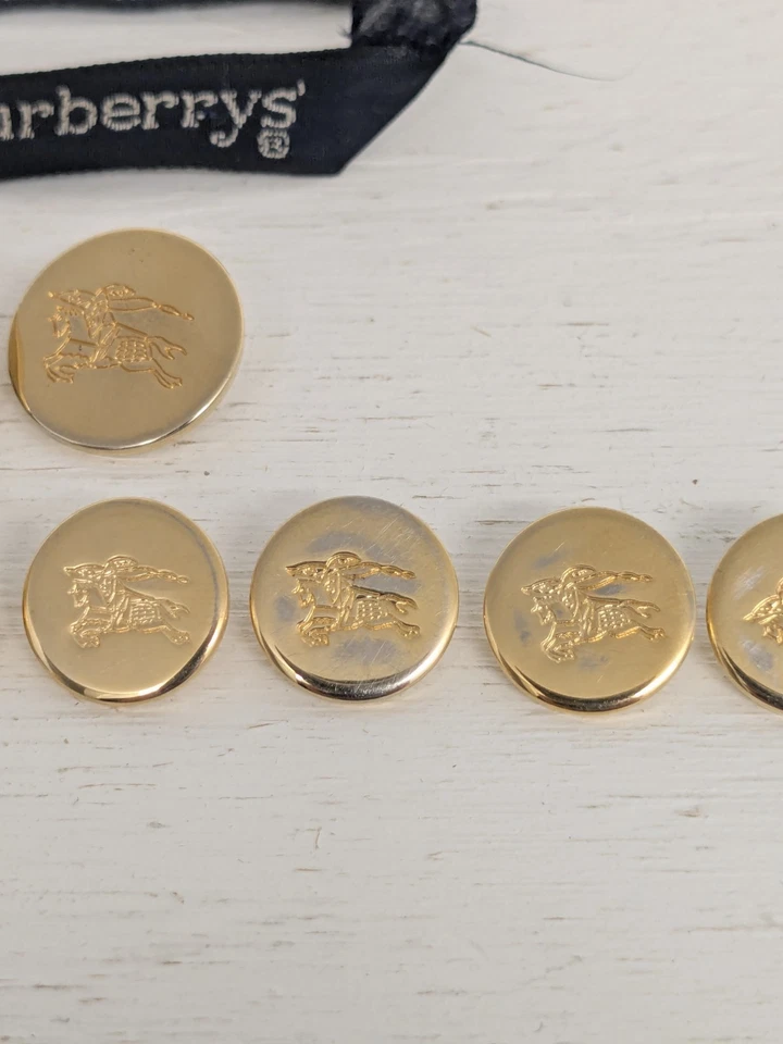 Burberrys Prorsum 8 Gold Tone Replaceent Blazer Buttons Knight Logo Low Relief - Image 3 of 4
