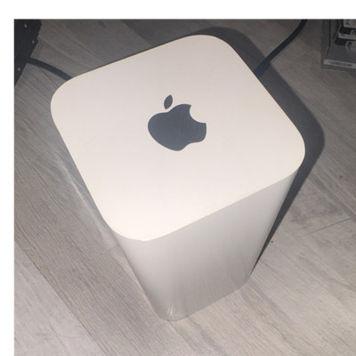 Apple Time Capsule Network Attached Storage NAS Wi-Fi Router White Ethernet