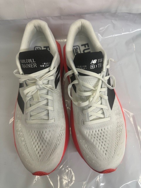 New Balance FuelCell SuperComp Trainer V3 2E Wide NB Men Red  display picture 3