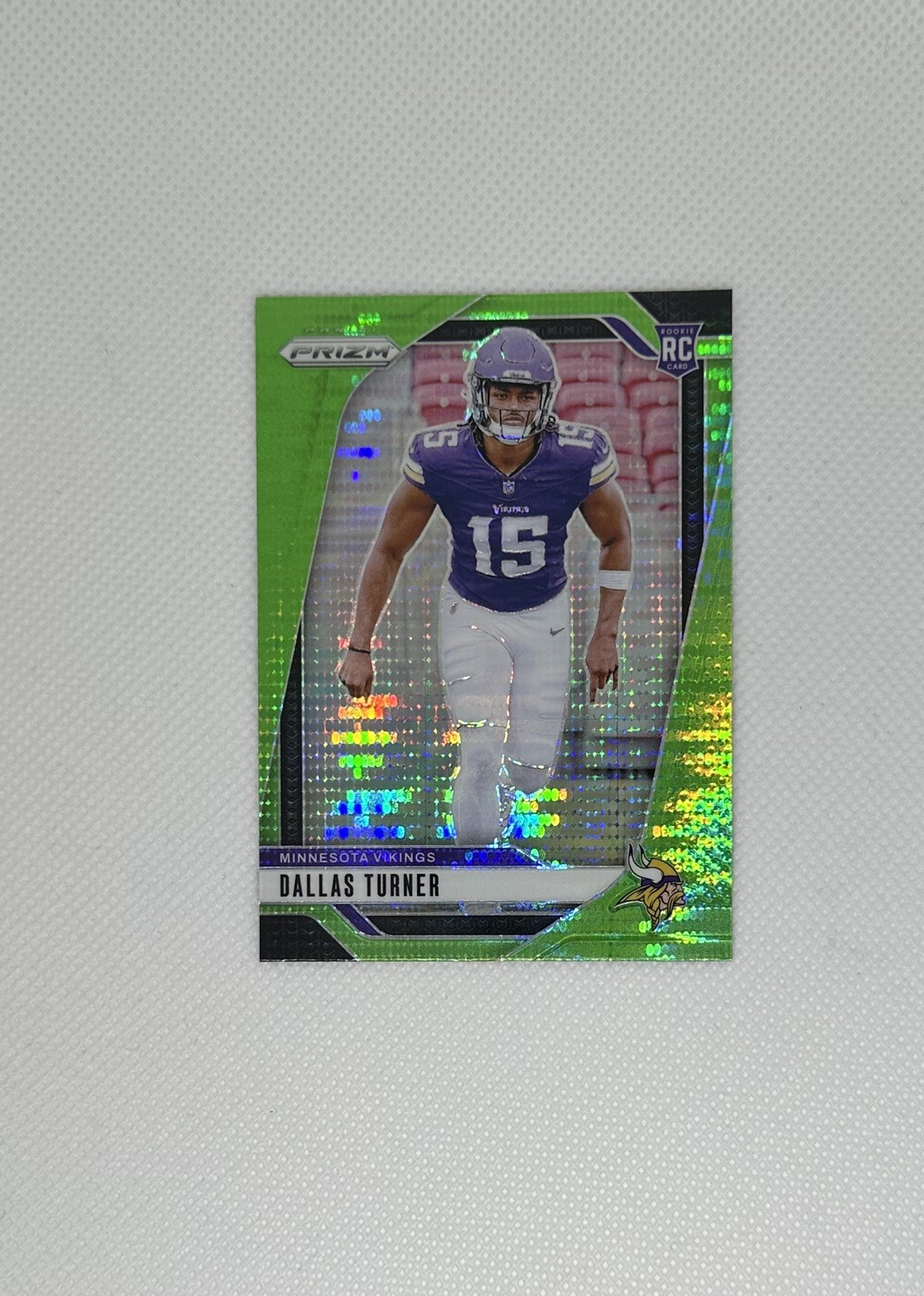 2024 Panini Prizm - Rookies Neon Green Pulsar Prizm #324 Dallas Turner (RC)