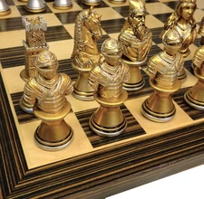 Medieval Times CRUSADE Busts chess set Gold Silver 14" Ebony Black & Maple Board