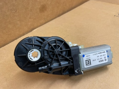 635683. Interruptor de ajuste del motor del asiento delantero izquierdo Acura Integra 2023-2025 OEM - Imagen 8 de 11