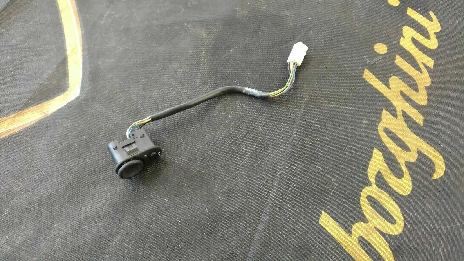 LAMBORGHINI MURCIELAGO LP640 SIDE MIRROR CONTROL SWITCH OEM 410959565A