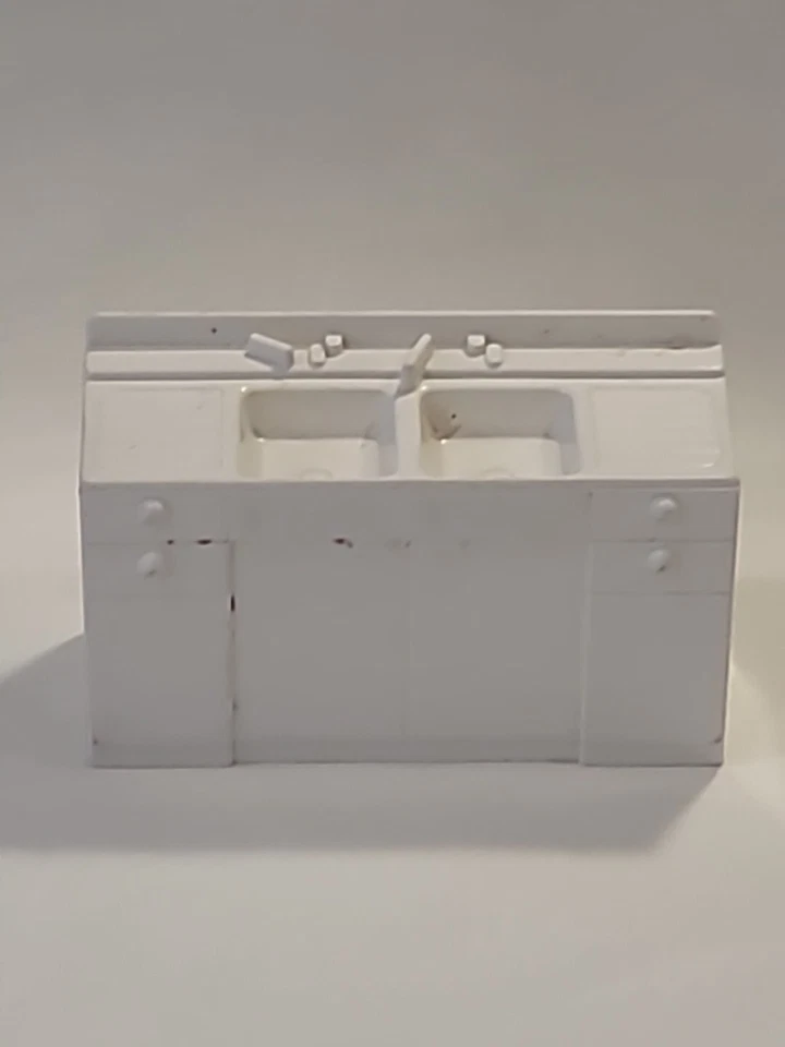 Кукольный домик MAR кухня винтажная белая пластиковая раковина плита шкафы холодильник - Изображение 4 из 4