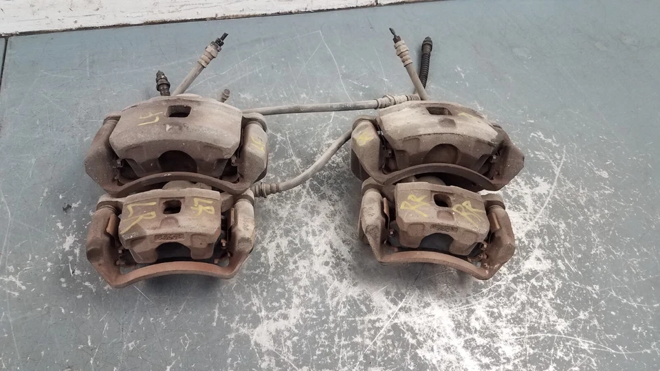 Juego de pinzas de freno Mitsubishi Eclipse GST GS-T 1997 #9003 A11 Foto 2 de 4