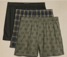 MENS SIZE M 32-34 BANANA REPUBLIC BOXER 3 PACK OLIVE- PLAID, ELEPHANT, SOLID NWT