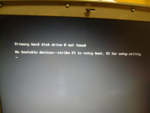 Dell Latitude C400 Vintage 2000 Pentium III Laptop, screen hinges loose HDD fail - Picture 11 of 19