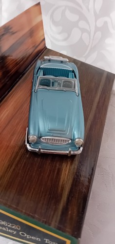 Corgi Austin Healey Open Top 96220 Light Blue Metallic with box Collectable - Picture 10 of 12