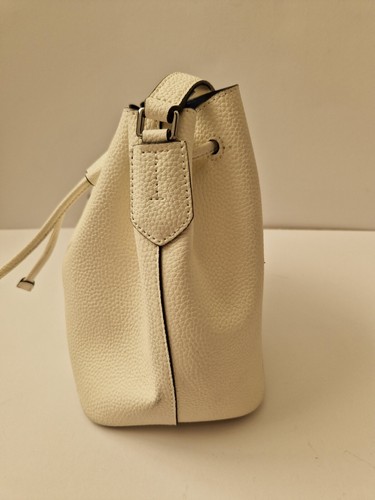 DKNY white Cream Medium Size bucket Shoulder Adjustable Strap Duster Bag Summer - Picture 3 of 10