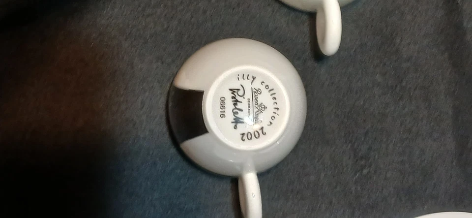 illy Art Collection 2002 Michelangelo Pistoletto 2 taza de café espresso y platillo nuevo Foto 4 de 4