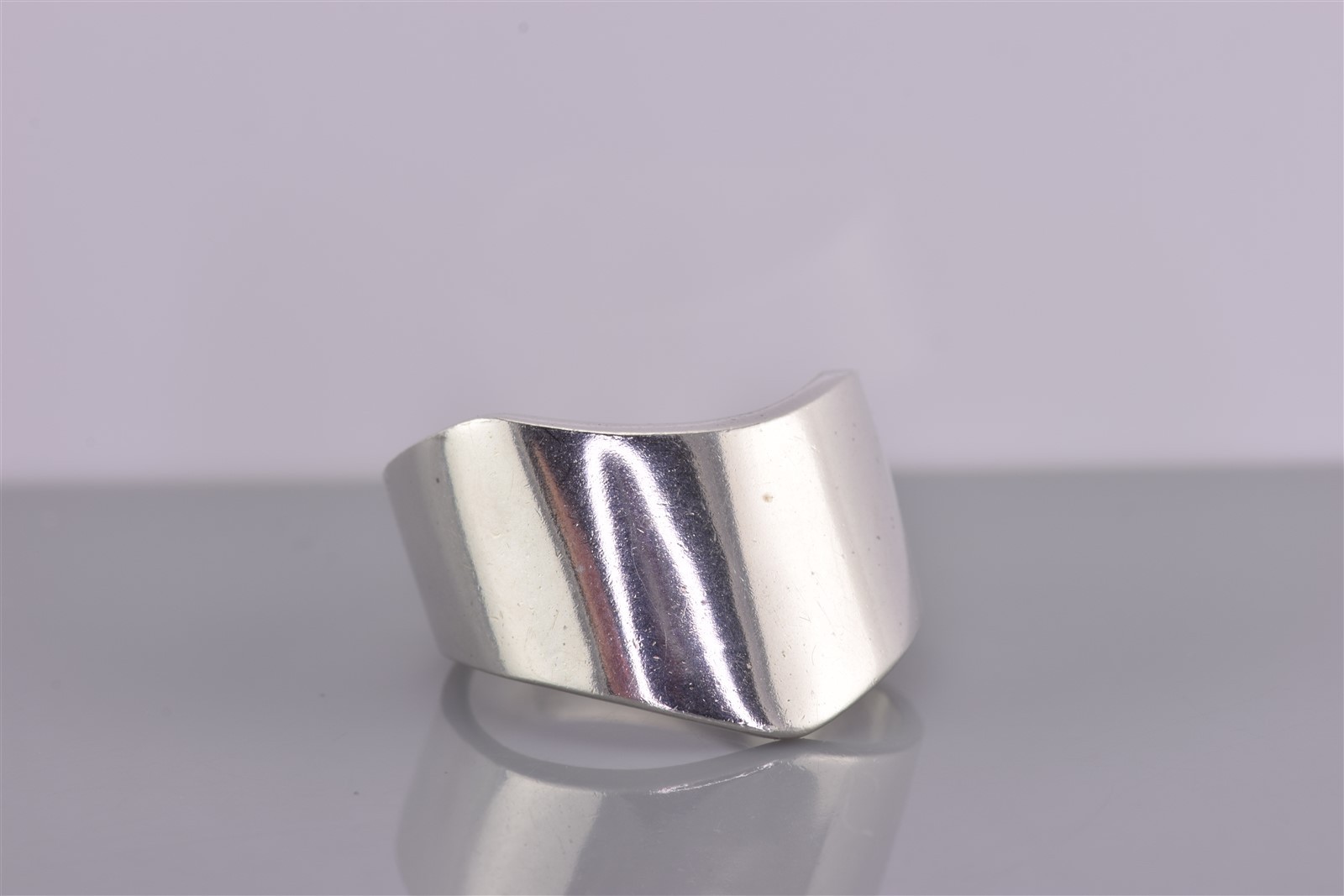 Sterling Silver 17mm Solid Dropdown Flat Sided Ba… - image 1