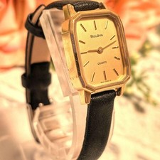 Orologio al quarzo da donna BULOVA cassa ottagonale oro quadrante oro cinturi...
