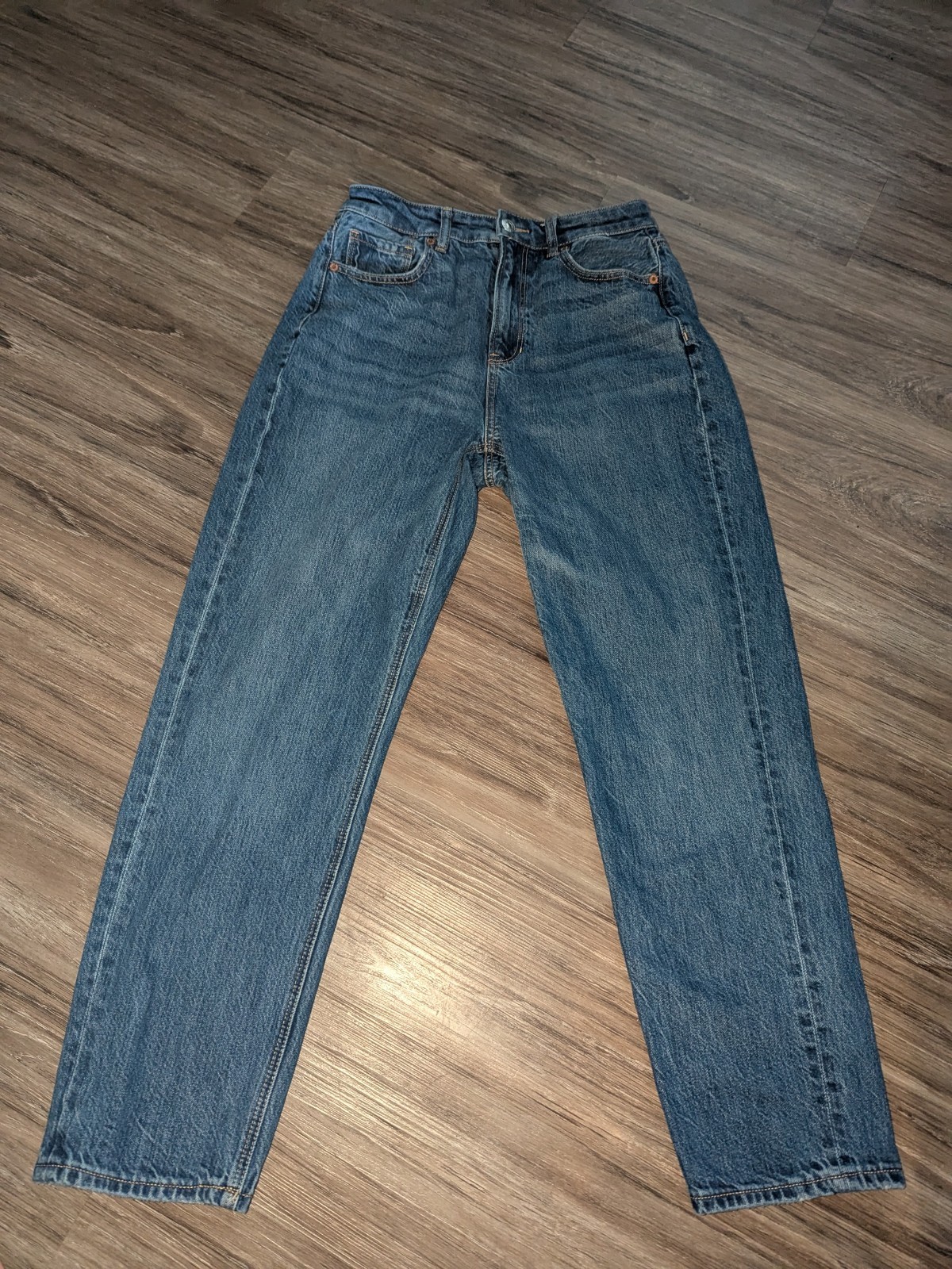 Picture 1 of 16