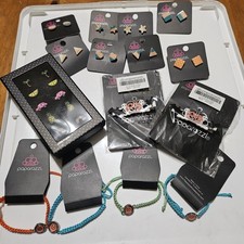 Paparazzi New Kids Lot 8 Earrings, 4 bracelets, 10 rings and 2 hair clips