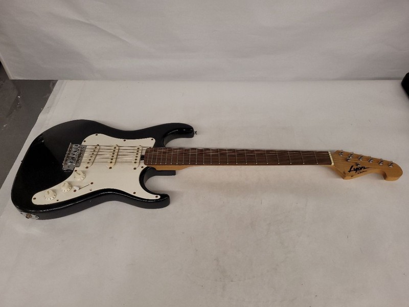 Lyon by Washburn Electric Guitar