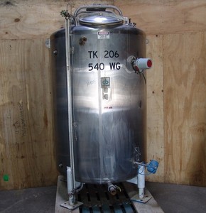 Cherry Burrell 540 gallon stainless mixing tank