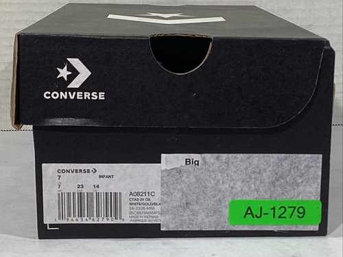 Converse Toddler Size 7 EU 23 Gold / White CTAS 2V OX Sneakers AJ-1279 - Picture 9 of 9