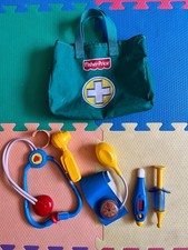 Fisher Price Vintage 2005 Medical Kit J2526 Doctor  s Nurse  s Pretend Play Set
