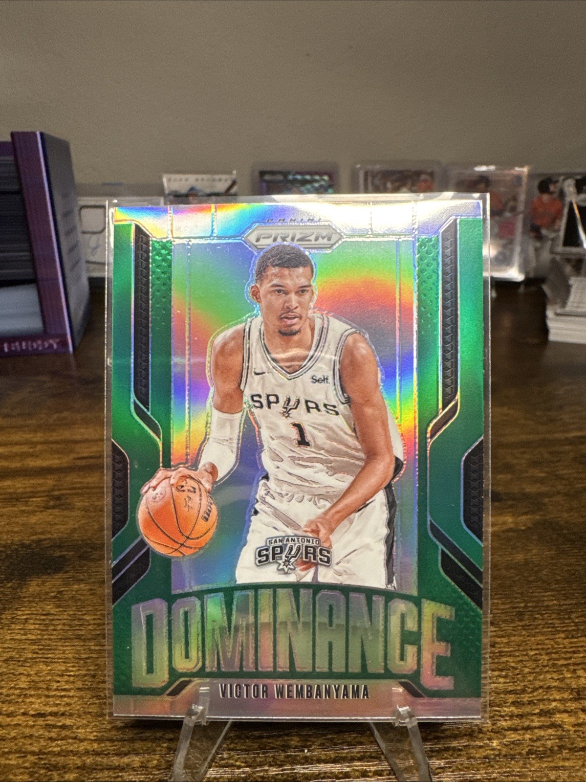 2024 Panini Prizm Dominance Victor Wembanyama #7 Green Prizm