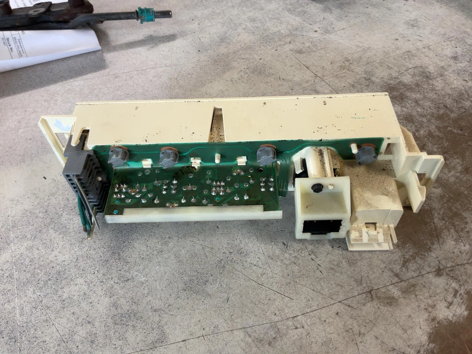 *ПЛОХАЯ ВКЛАДКА* Управление Нагревателем A/C CHEVY PICKUP 2500 96 97 98 99 00 ПЕРЕКЛЮЧАТЕЛЬ ТЕМПЕРАТУРЫ ПЕРЕМЕННОГО ТОКА - Изображение 2 из 3