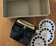 Vintage Sawyer's View-Master Model F - 3D Lighted Stereo Viewer-Bakelite W/Box