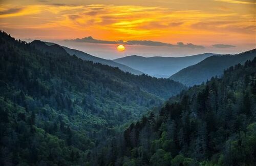 Sevierville, TN,Wyndham Smoky Mountains, 3 Bedroom Del, 7 - 9 July ENDS 6/22 - Picture 2 of 10