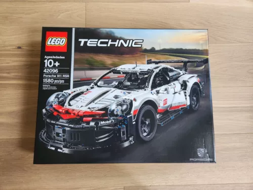 LEGO Technic Porsche 911 RSR 42096 - Brand New Sealed - Fast Safe Shipping