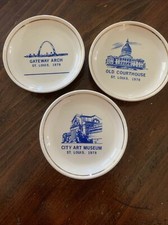 St Louis Mo 1978 Vintage Souvenir 3 Coasters Gateway Arch, Courthouse, Museum