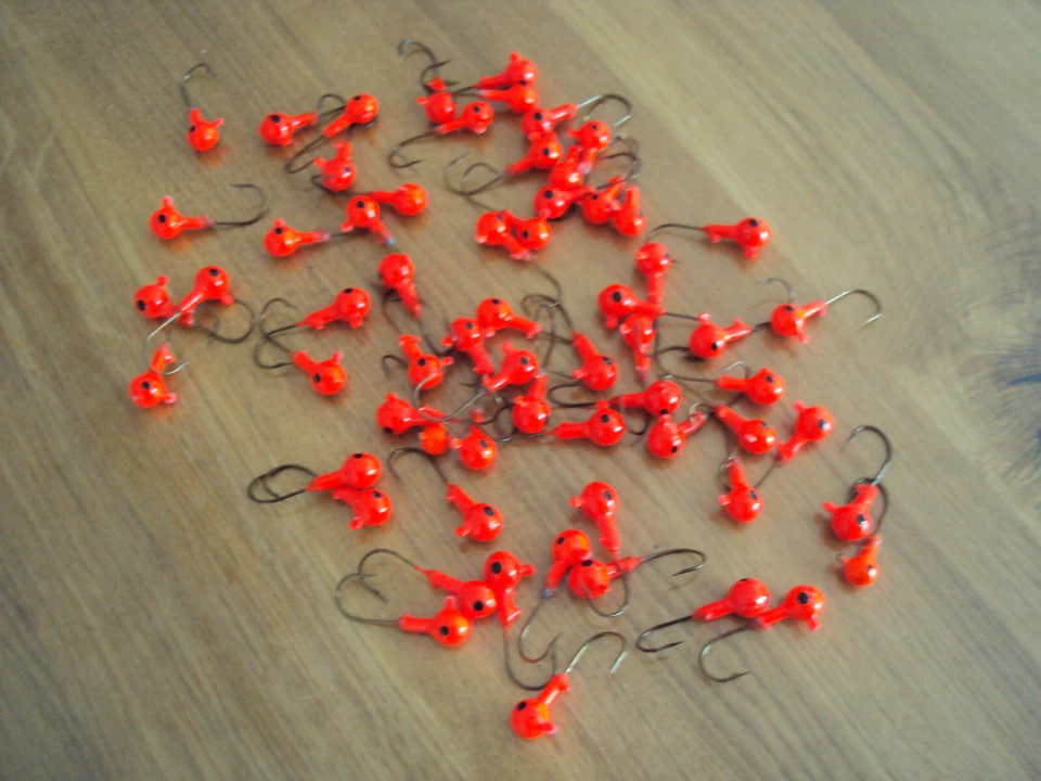 63 Jigköpfe Jigs Jighaken Angelhaken Haken rot in 6-7 gr. 3,8 cm lang - Bild 2 von 4