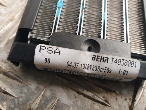 CITROEN DS3 2010-2019 CALEFACTOR ELÉCTRICO MATRIZ T4038001 - Imagen 3 de 4