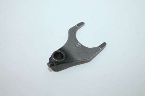 04 - 06 Horquilla de cambio de marchas Yamaha YZF R1 R 1 5VY 2 B - Imagen 3 de 5