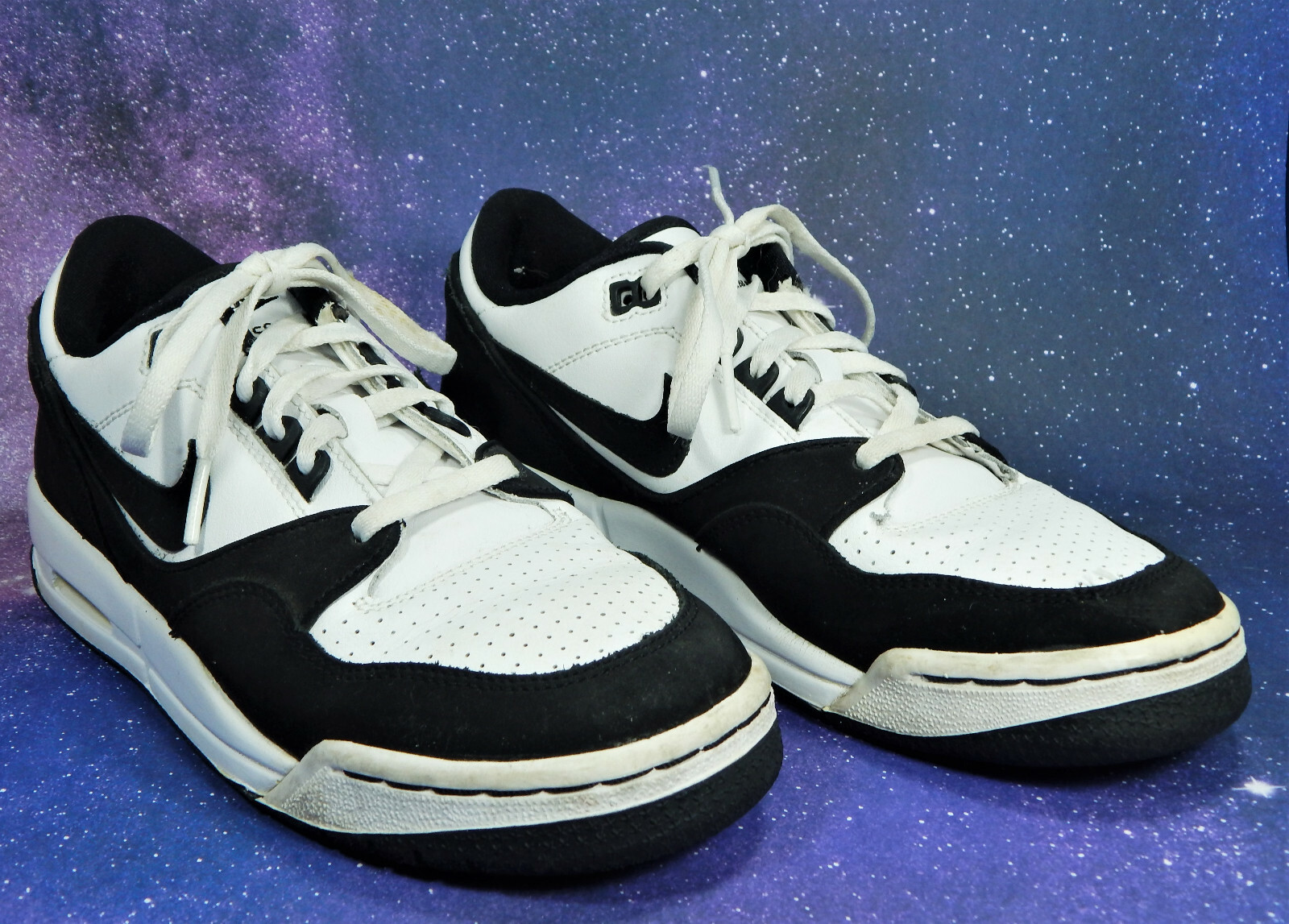 nike air youth sneakers