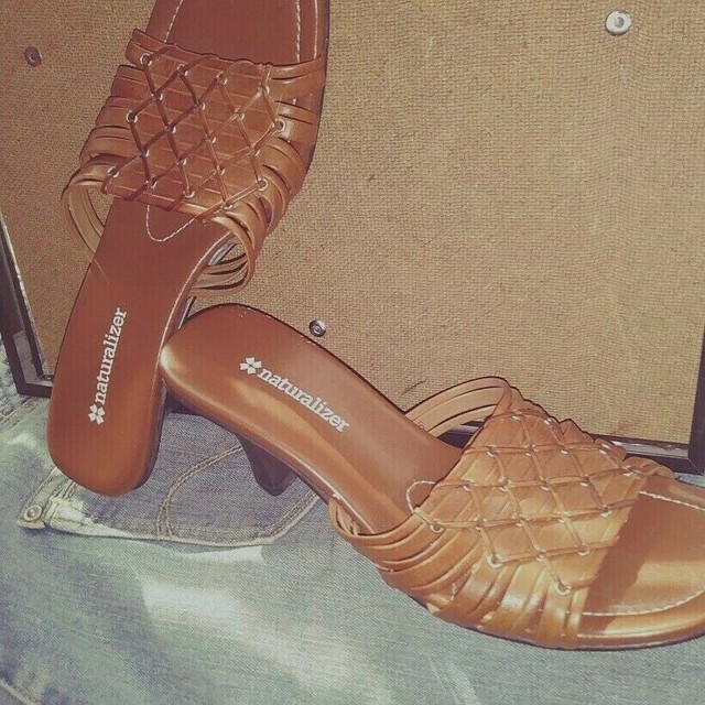 Ladies Naturalizer Brown Leather Sandals Size 5.5M NEW | eBay