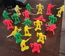 Vintage LOT of 20 Cowboys Indians Western Plastic Figures Tim Mee Toys