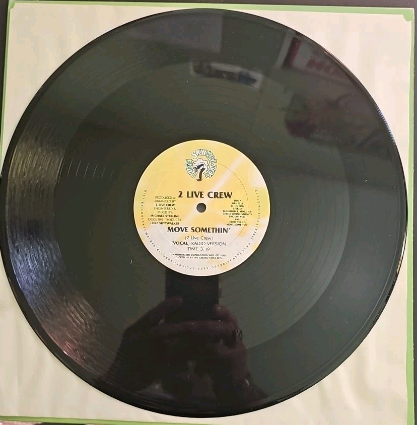 2 Live Crew - Move Somethin 12