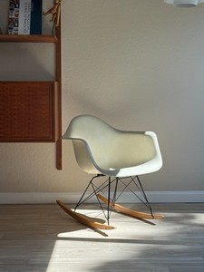 Mid Century Modern Lounge Chair Shell Eames Herman Miller White Rocker Arm Mcm