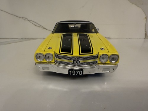 CROWN PREMIUMS EDIZIONE LIMITATA 1970 CHEVELLE SS 454 /1260 RARO GIALLO! 1:24 - Foto 4 di 11