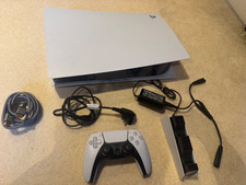 Sony PlayStation 5 825 GB White Disc Console controller charger CFI-1216A