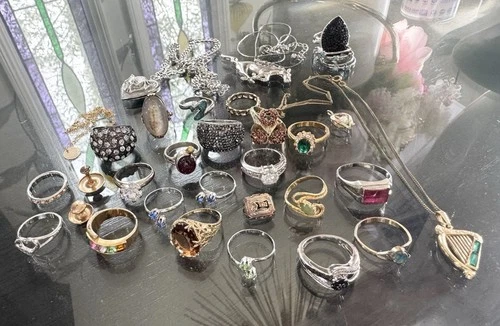 Mixed Vintage Costume Jewelry Lot Many Rings