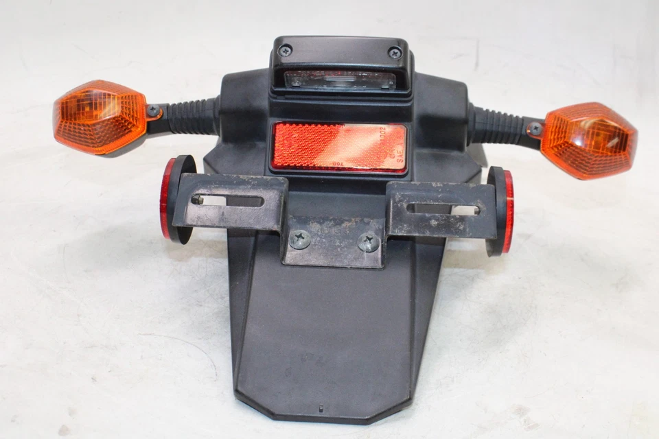 Suzuki SV650S 2006 OEM guardabarros trasero con señales de giro Foto 2 de 4