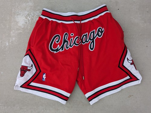 NWOT MITCHELL & NESS JUST DON CHICAGO BULLS AUTHENTIC NBA SHORTS sz L LARGE