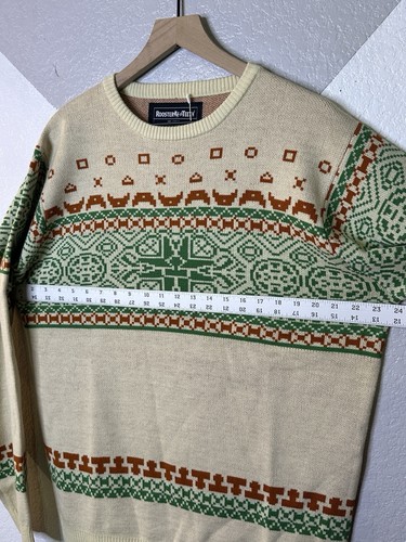 New- Rooster Teeth Stay Weird Knit Sweater 100% Acrylic Size Large Tan Red Green - Picture 5 of 8